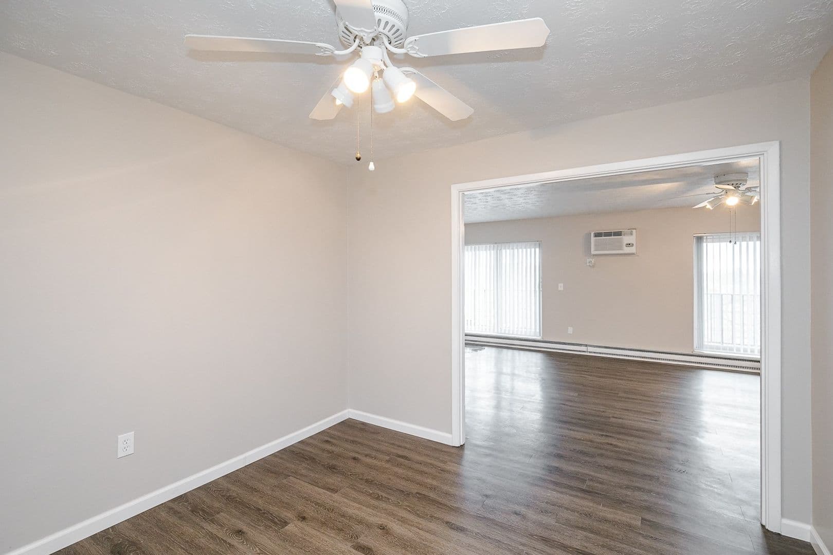 Pittsburgh Apartment: 7 Dorchester Drive