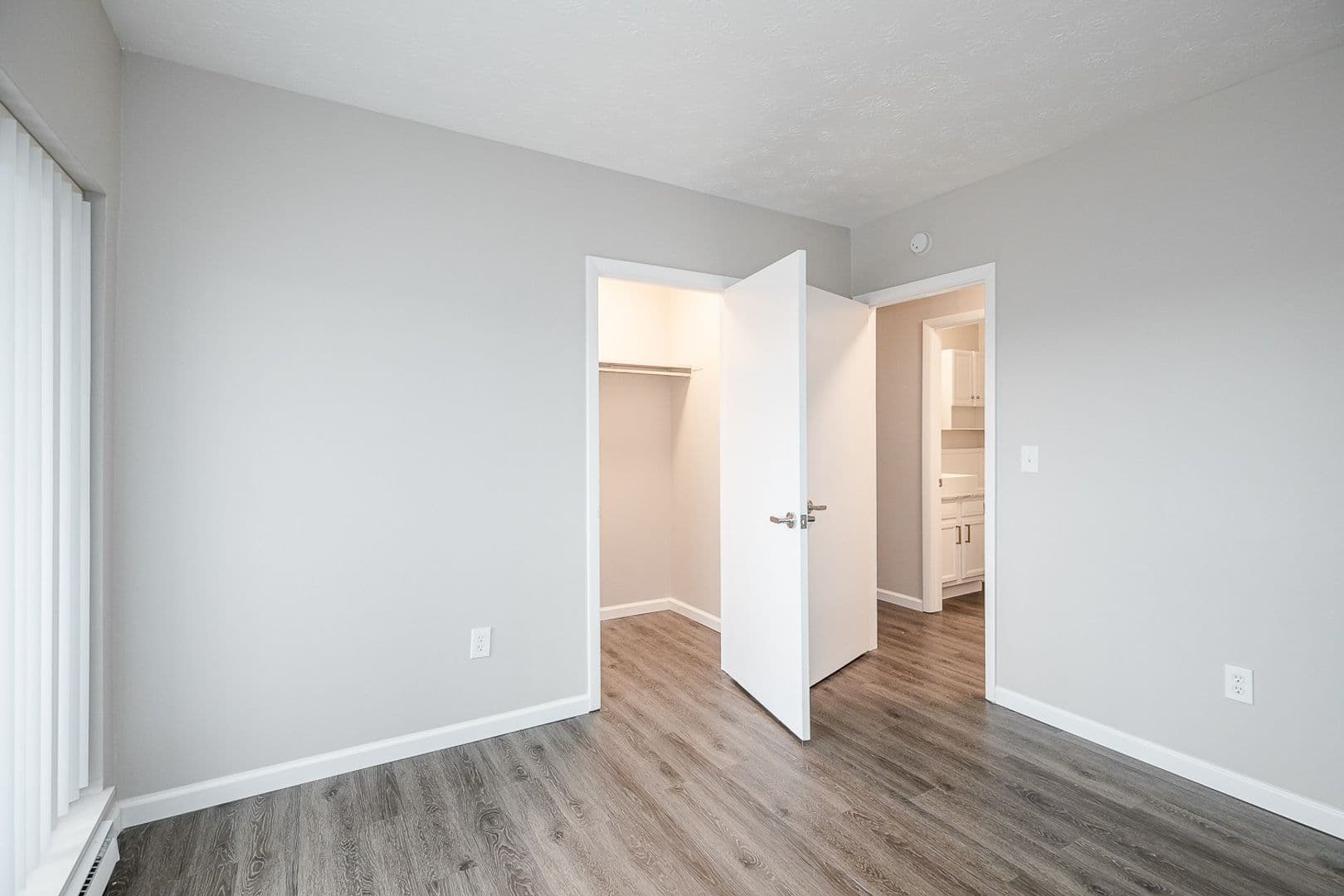Pittsburgh Apartment: 7 Dorchester Drive