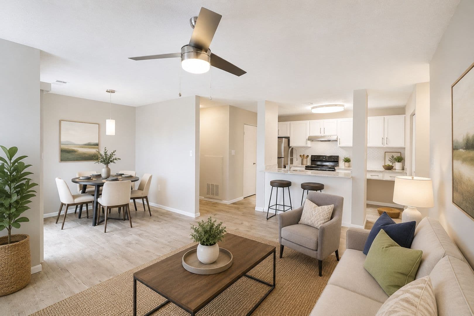 Moon Township Apartment: 916 Beaver Grade Road
