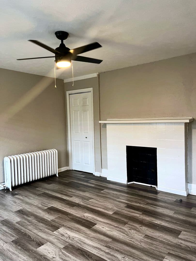 Pittsburgh Apartment: 624 California Ave