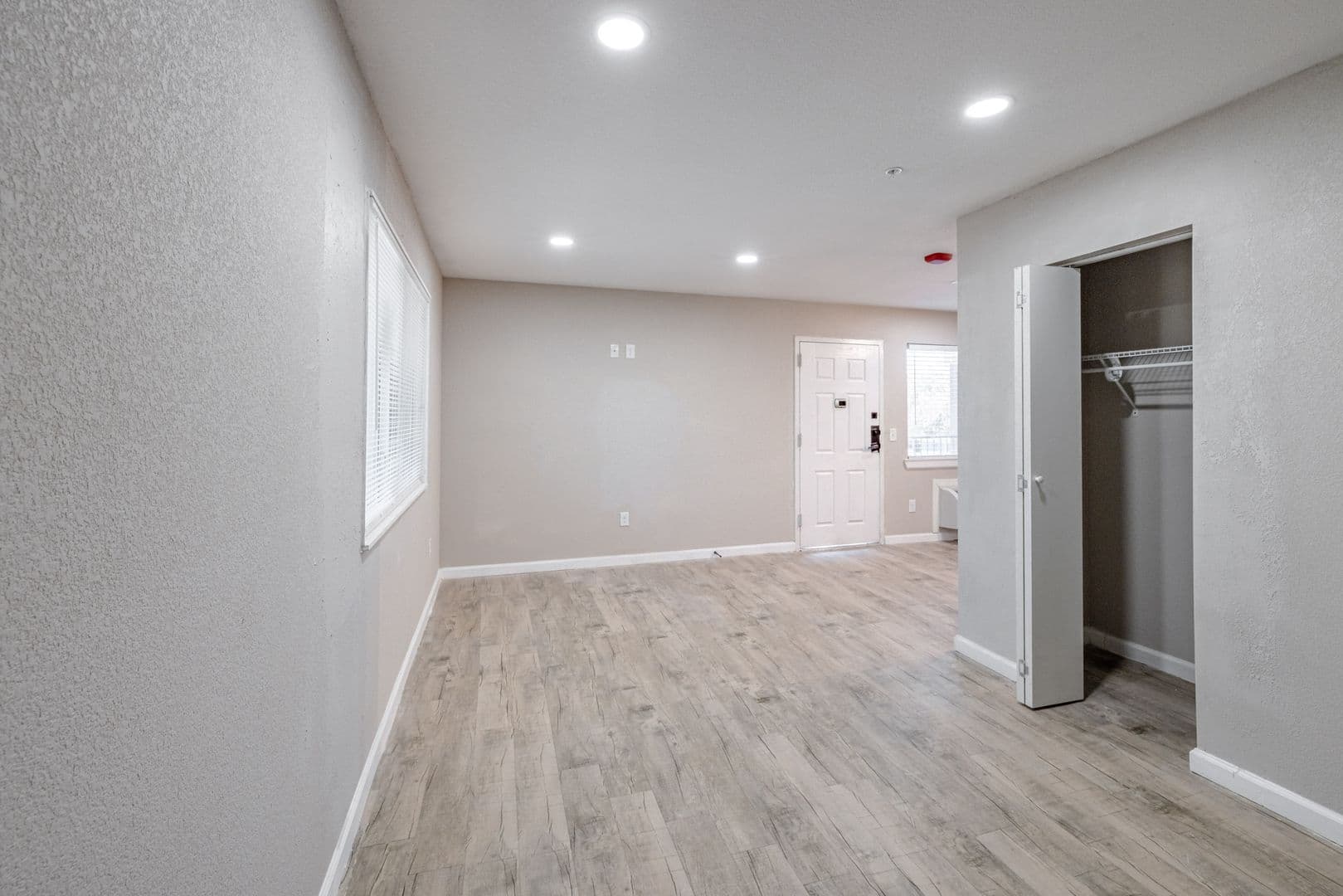 Austin Apartment: 9220 North Interstate Highway 35