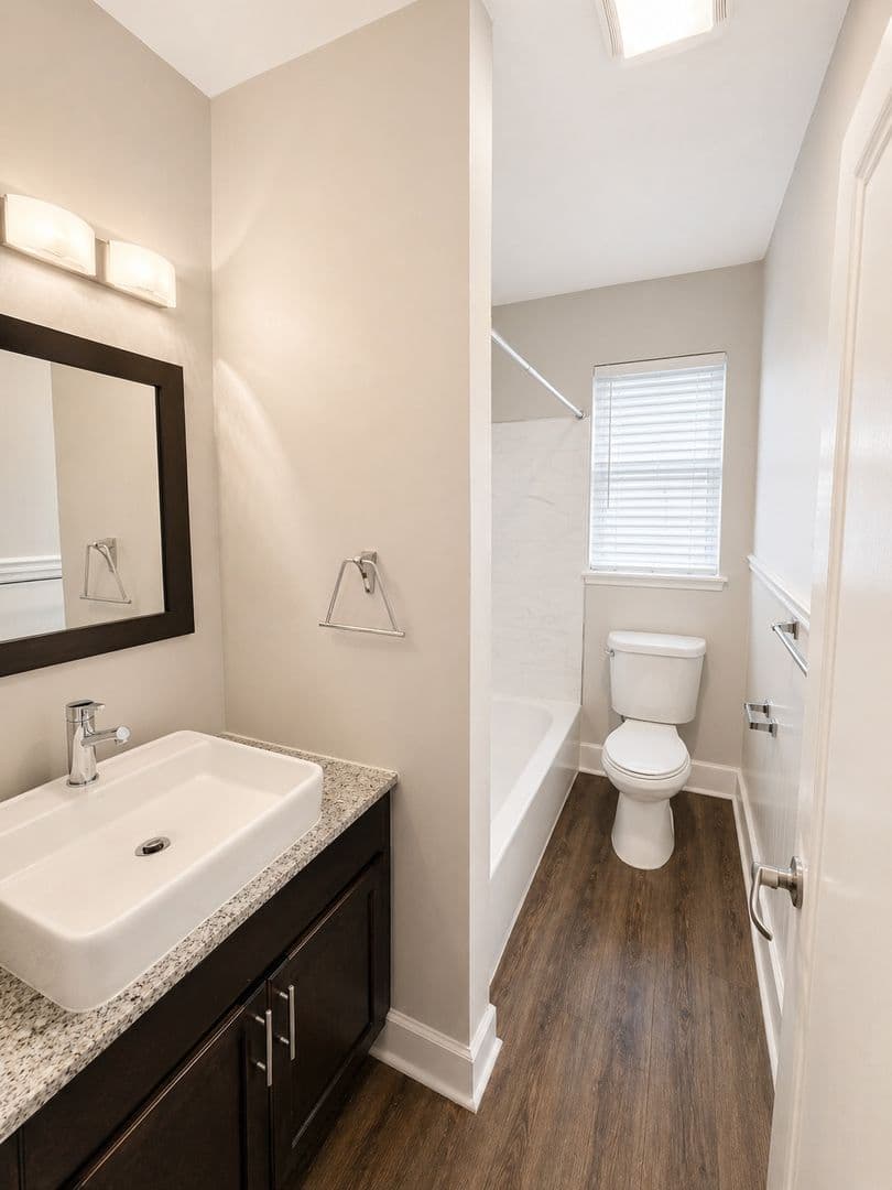 Pittsburgh Apartment: 2123 Shady Ave