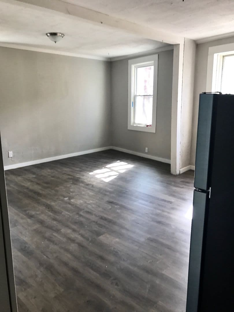 Wall Apartment: 473 Wall Ave