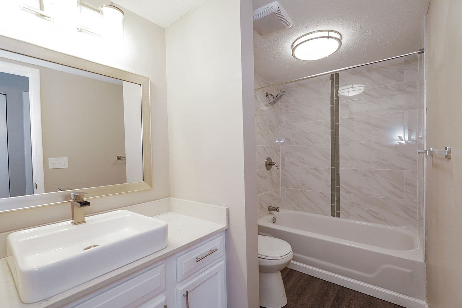 Pittsburgh Apartment: 7 Dorchester Drive