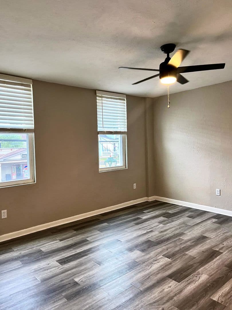 Pittsburgh Apartment: 624 California Ave