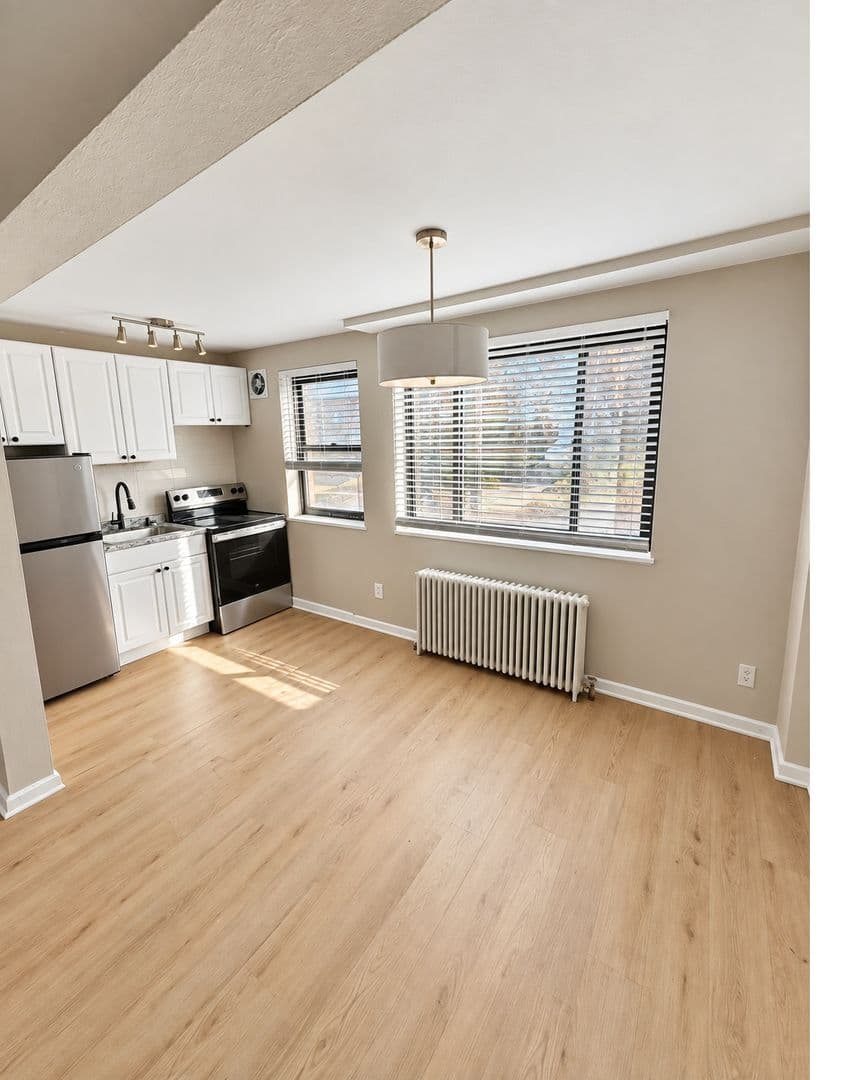 Pittsburgh Apartment: 101 Mt. Lebanon Boulevard