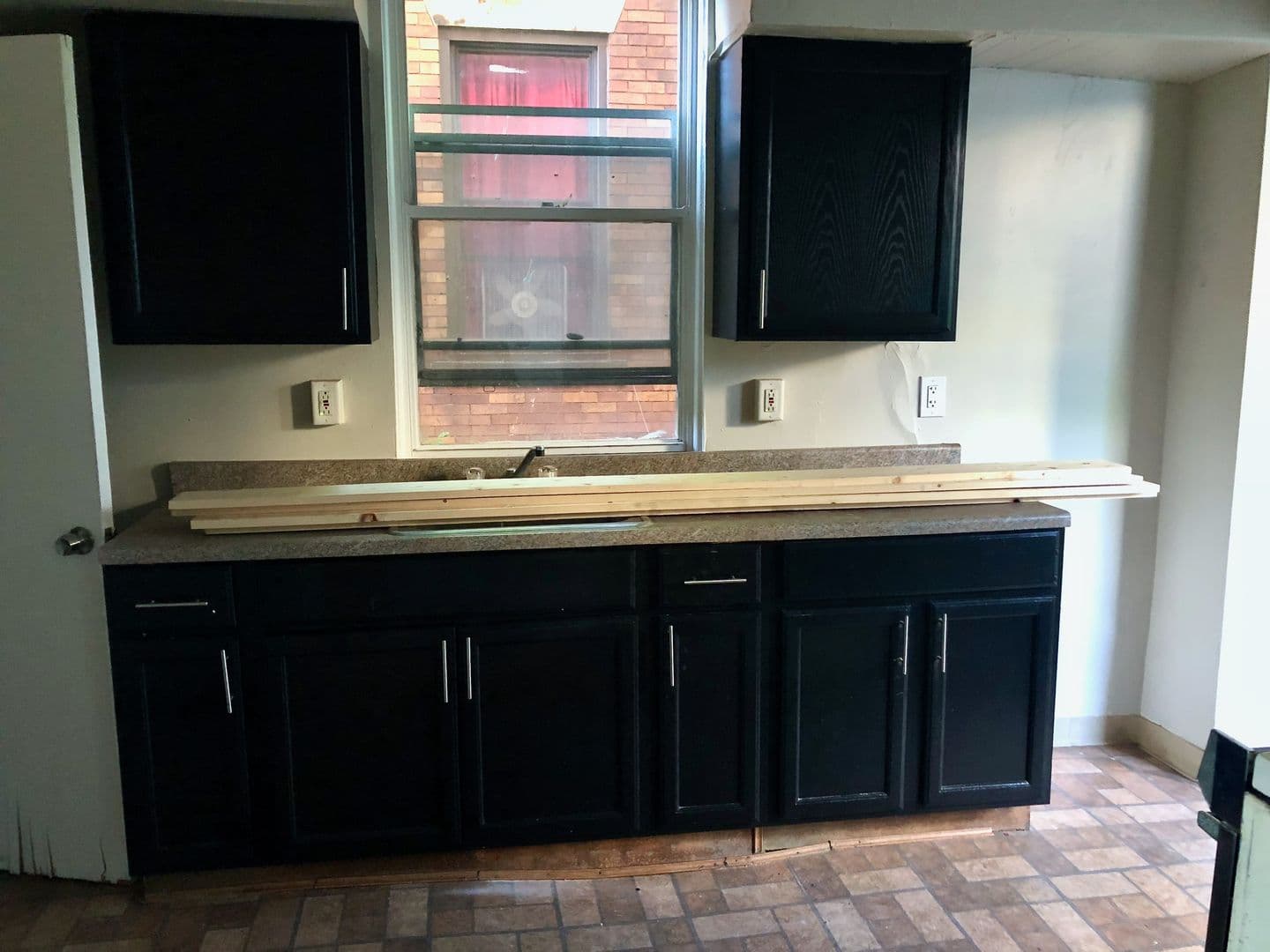 Pittsburgh House: 2207 Hawthorne Ave
