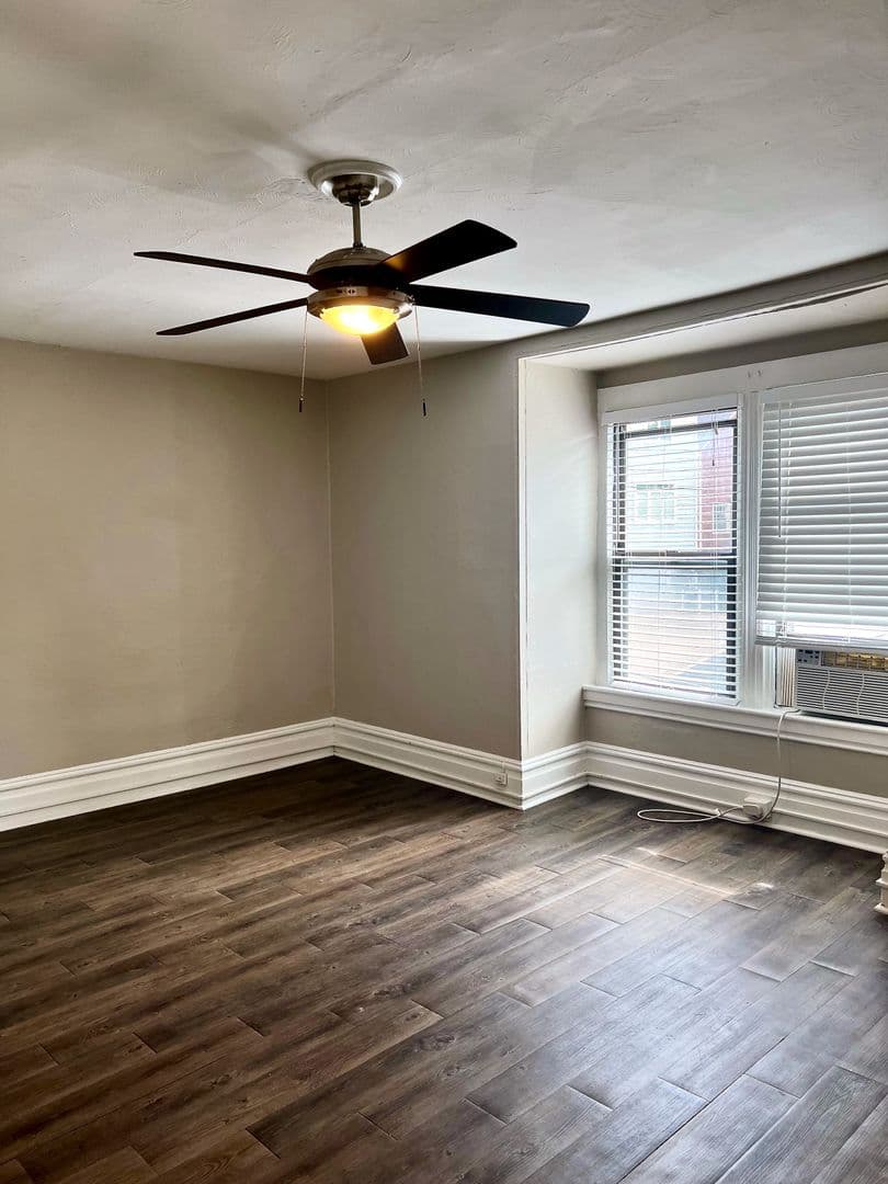 Pittsburgh Apartment: 114 Kearsarge St.