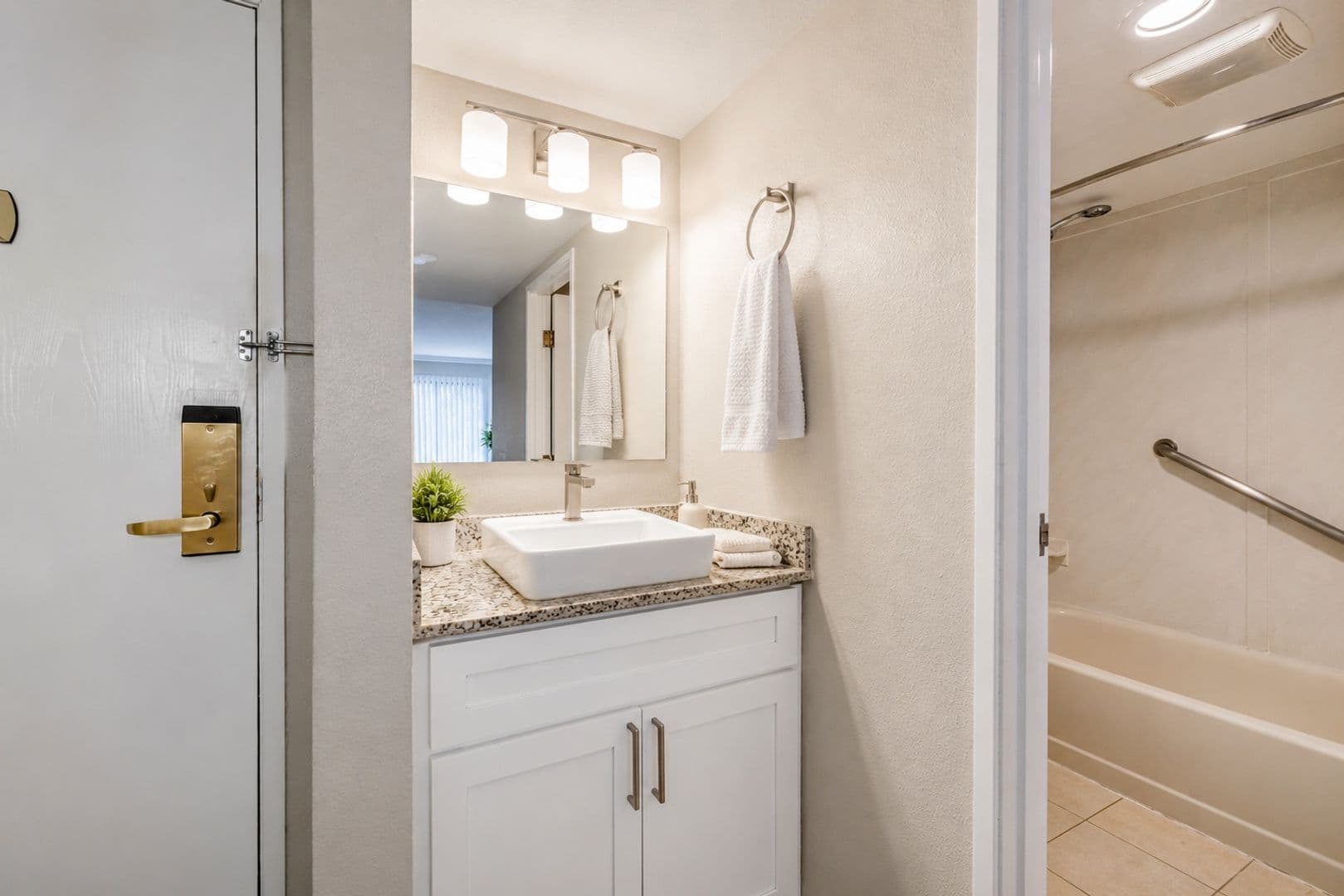 Colorado Springs Apartment: 2886 S Circle Dr.