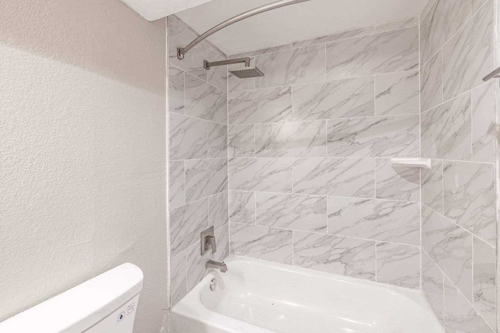 Austin Apartment: 9220 North Interstate Highway 35