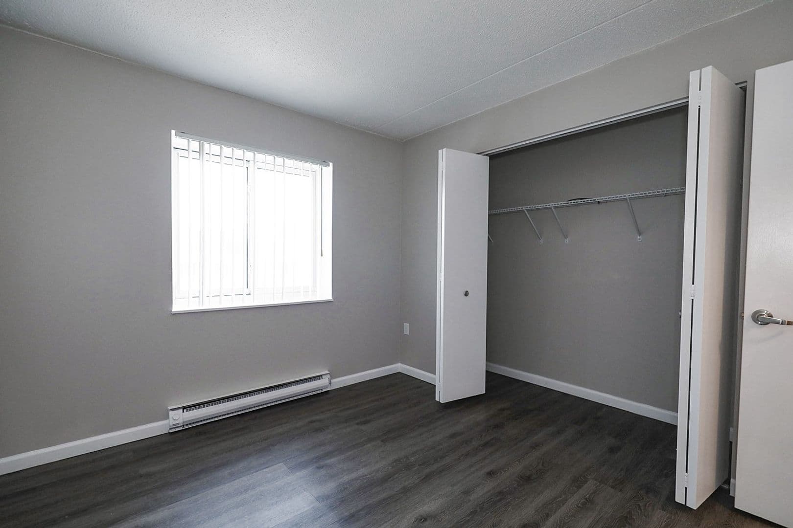 Pittsburgh Apartment: 7 Dorchester Drive
