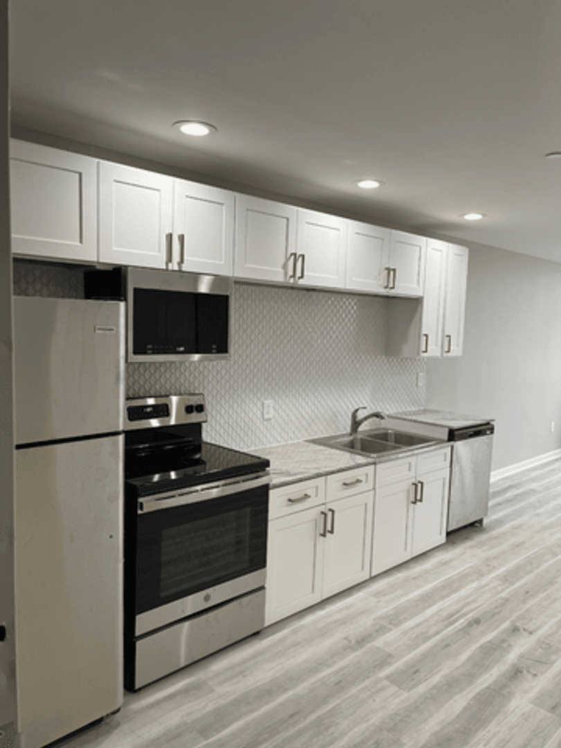 Pittsburgh Apartment: 625 Stanwix Street
