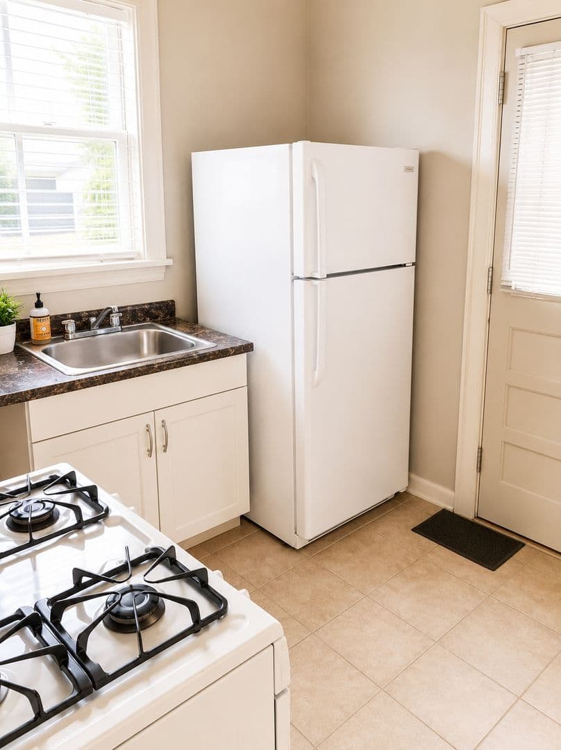 Dormont Apartment: 1127-1133 McNeilly Ave