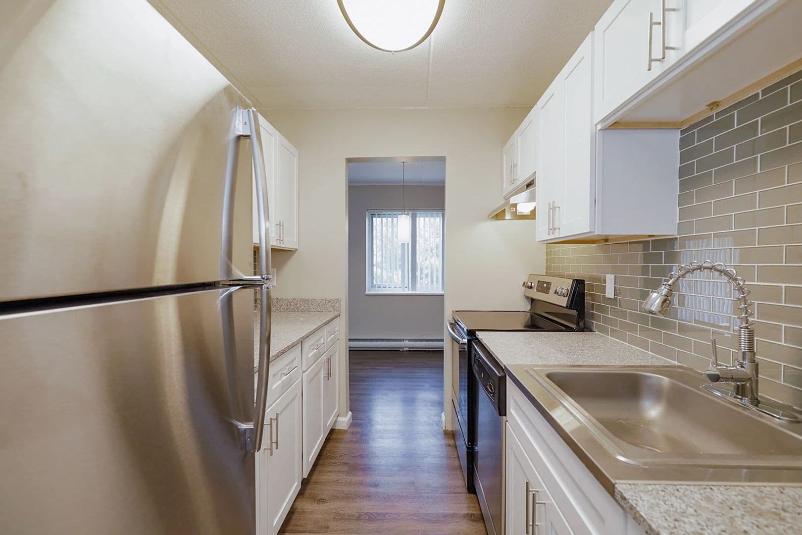 Pittsburgh Apartment: 7 Dorchester Drive
