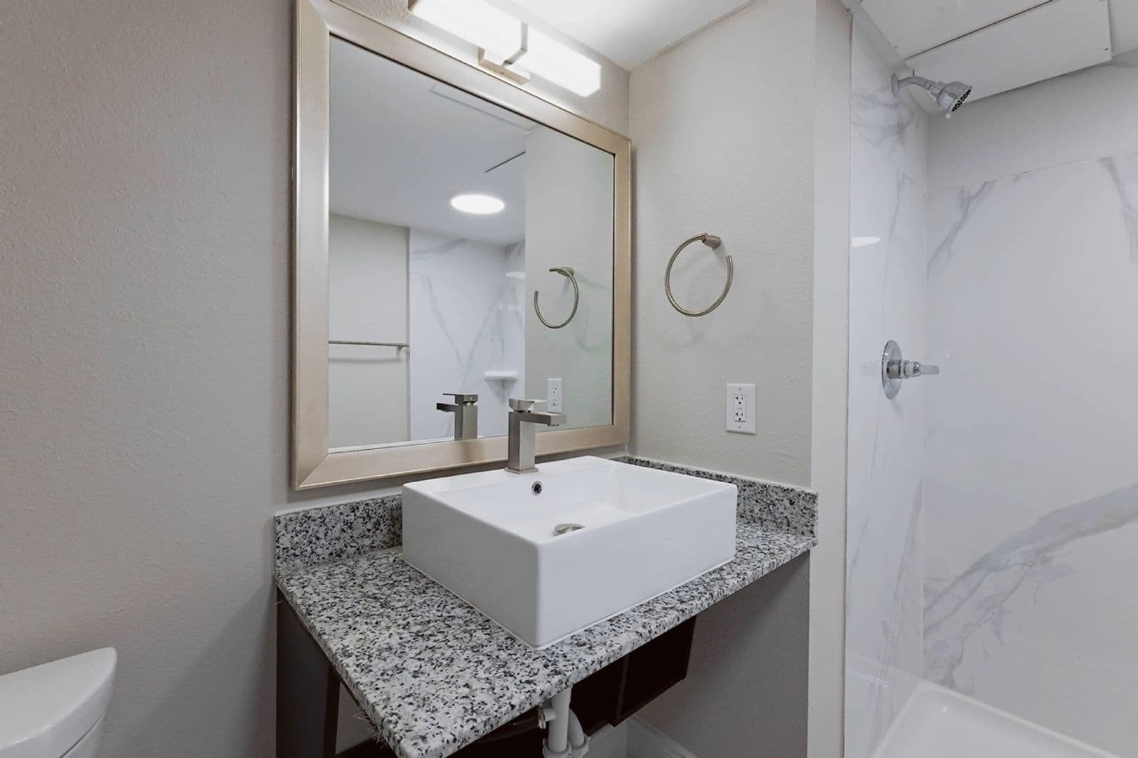Austin Apartment: 7928 Gessner Dr