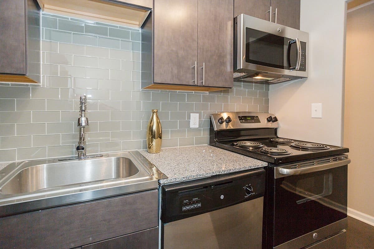 Pittsburgh Apartment: 625 Stanwix Street
