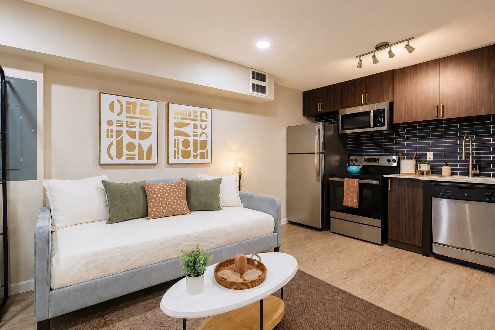 Austin Apartment: 9220 North Interstate Highway 35