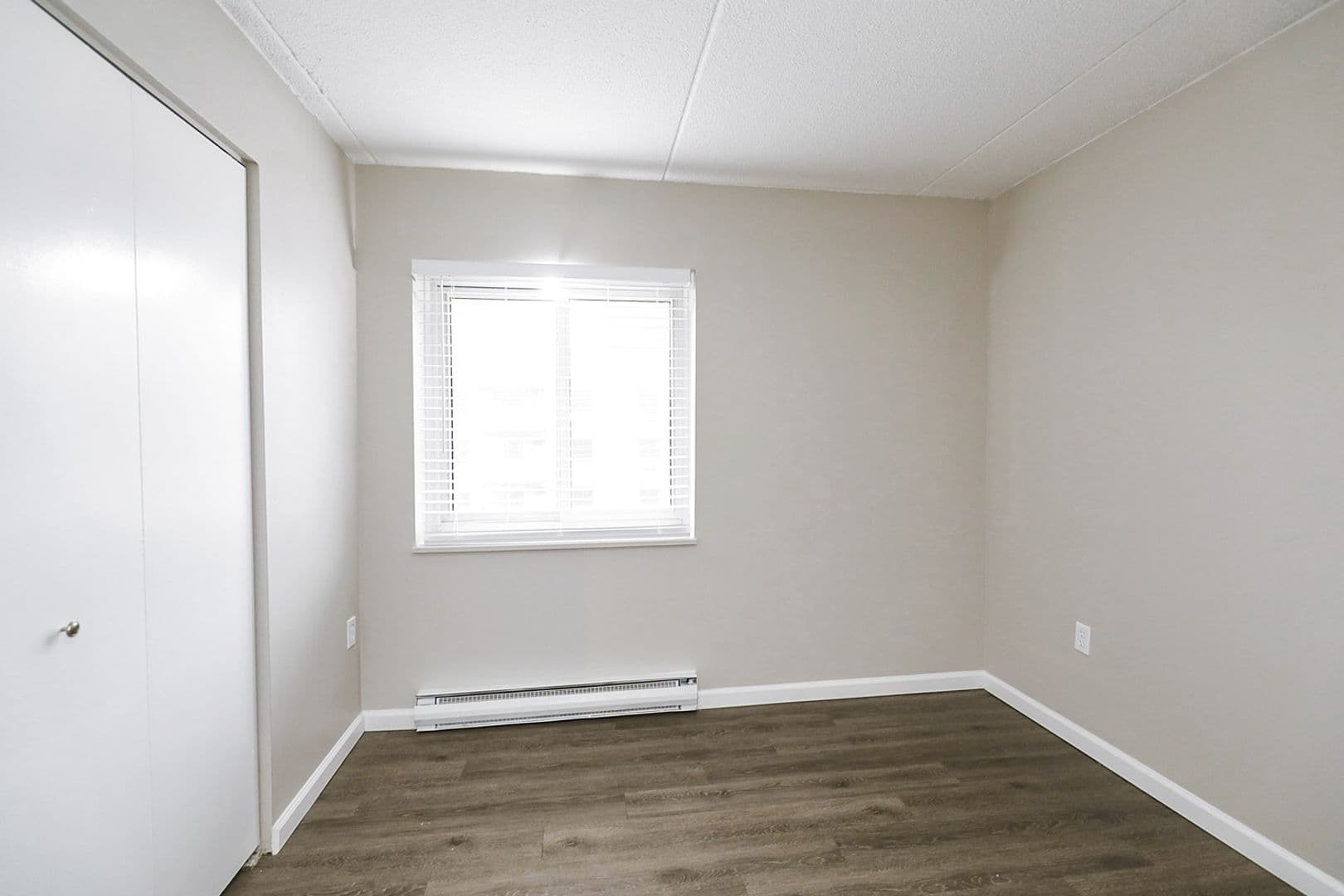 Pittsburgh Apartment: 7 Dorchester Drive