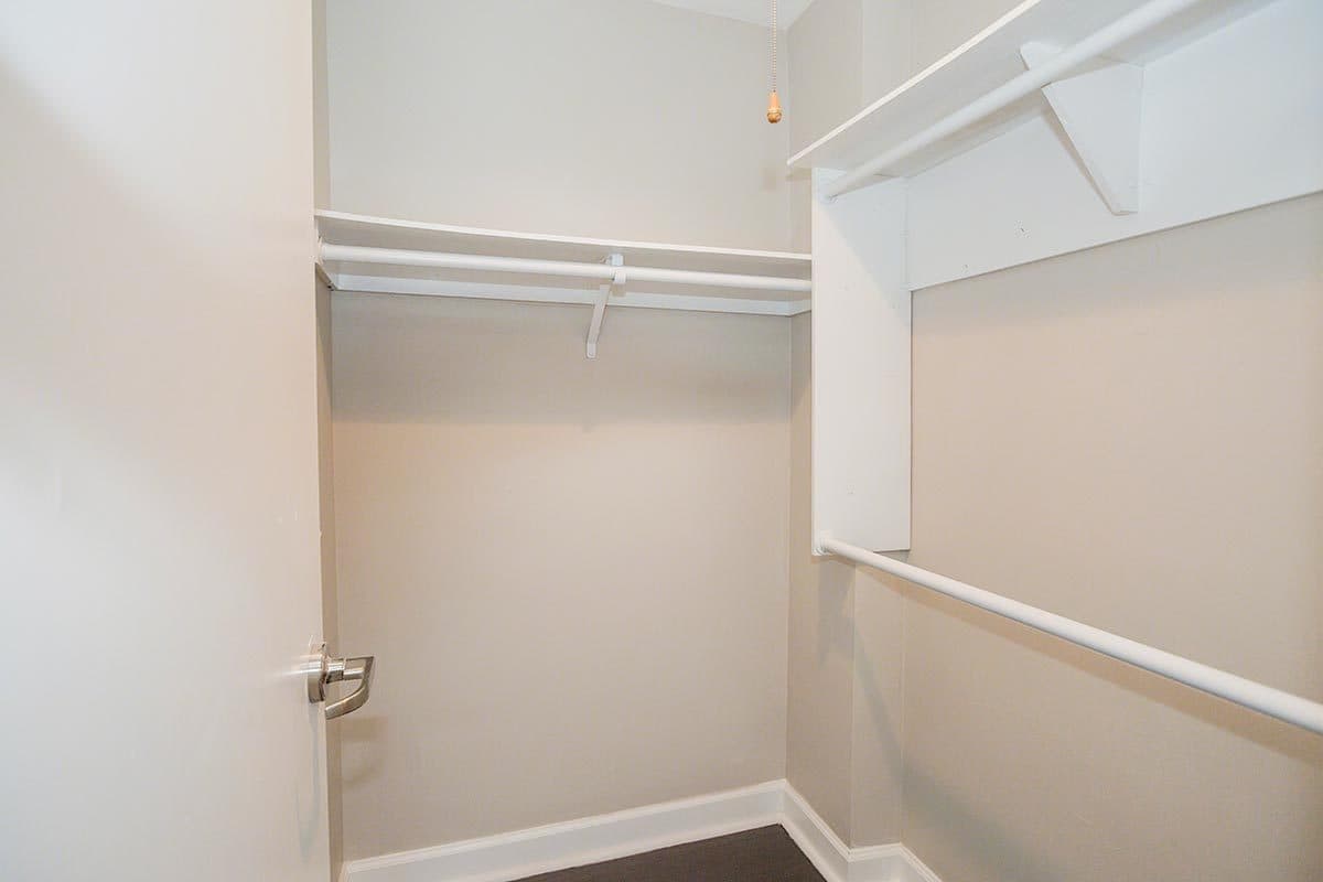 Pittsburgh Apartment: 625 Stanwix Street