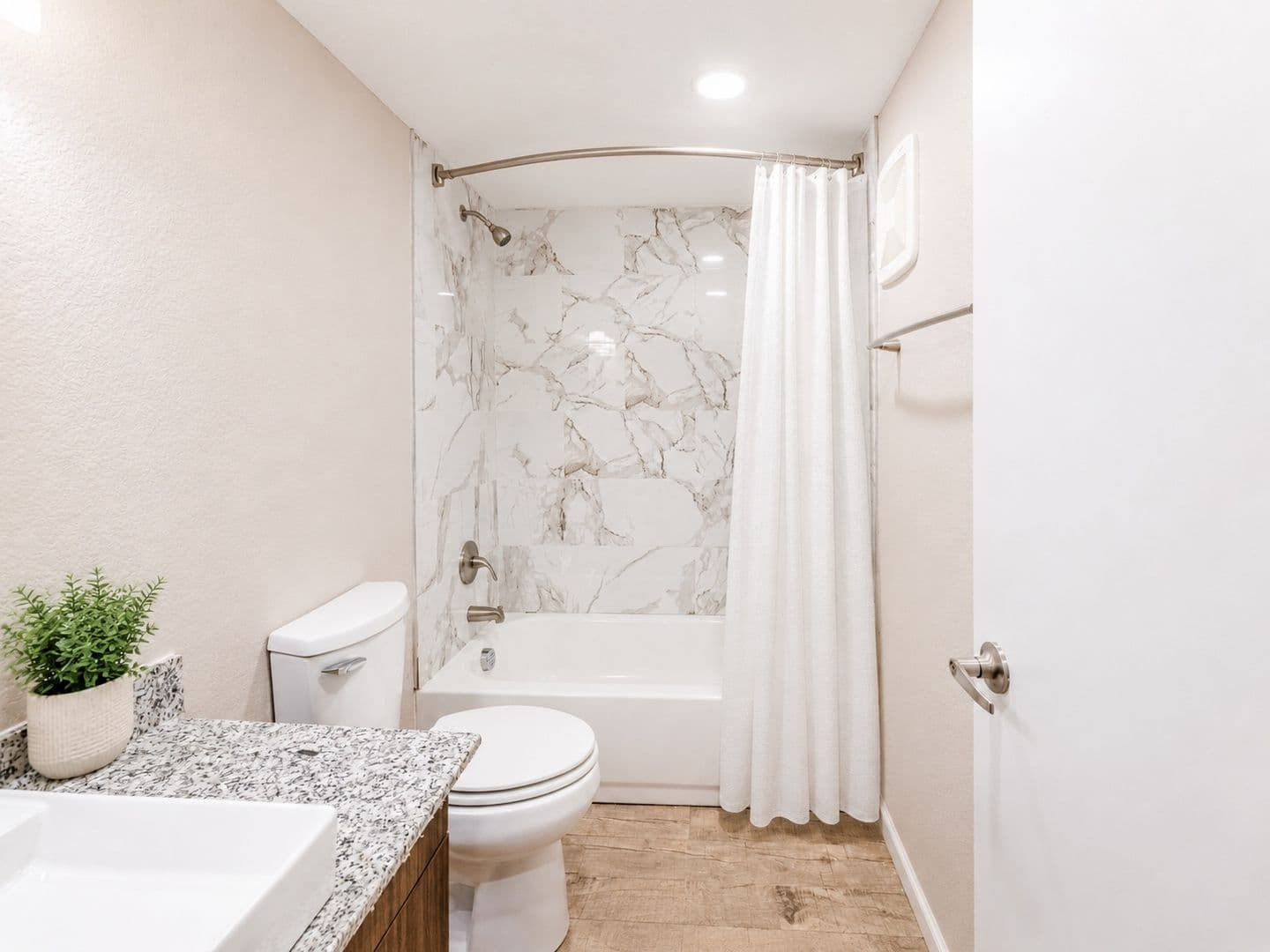Austin Apartment: 9220 North Interstate Highway 35