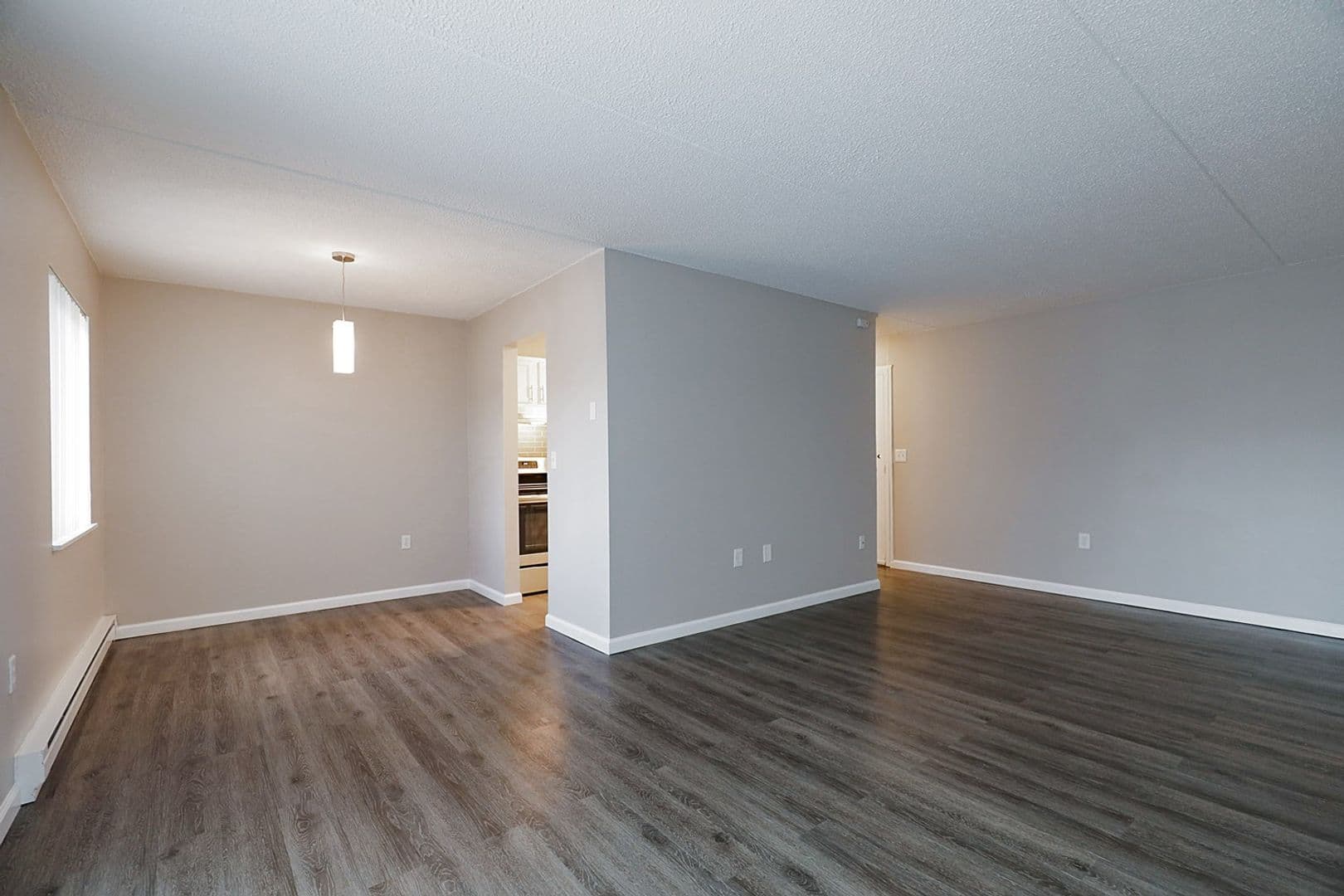 Pittsburgh Apartment: 7 Dorchester Drive