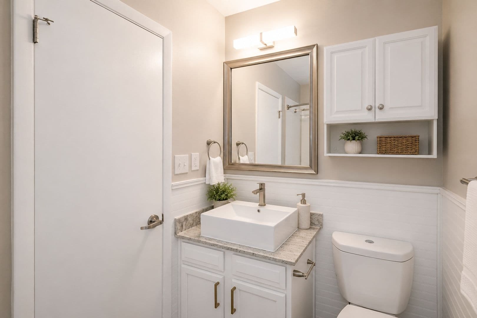 Pittsburgh Apartment: 7 Dorchester Drive