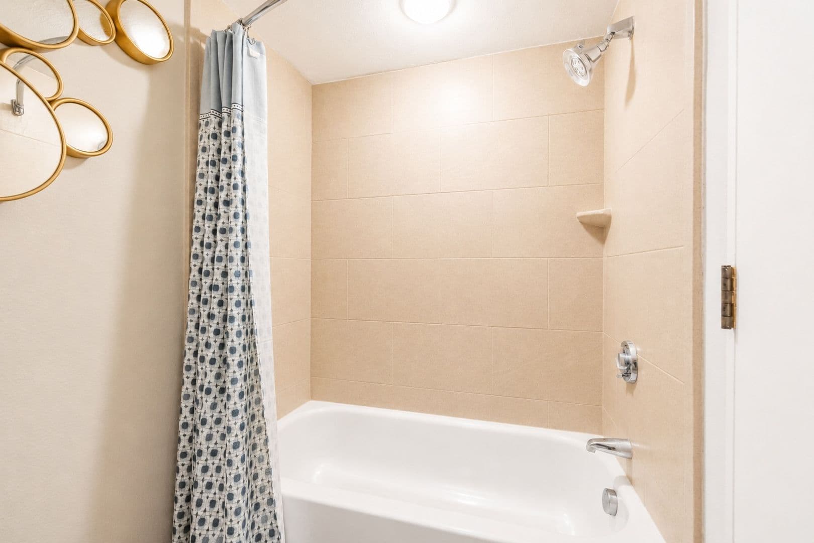 Colorado Springs Apartment: 2886 S Circle Dr.