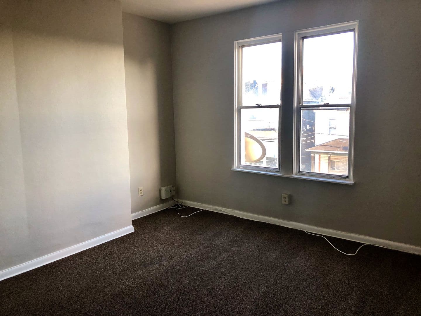 Pittsburgh House: 2207 Hawthorne Ave