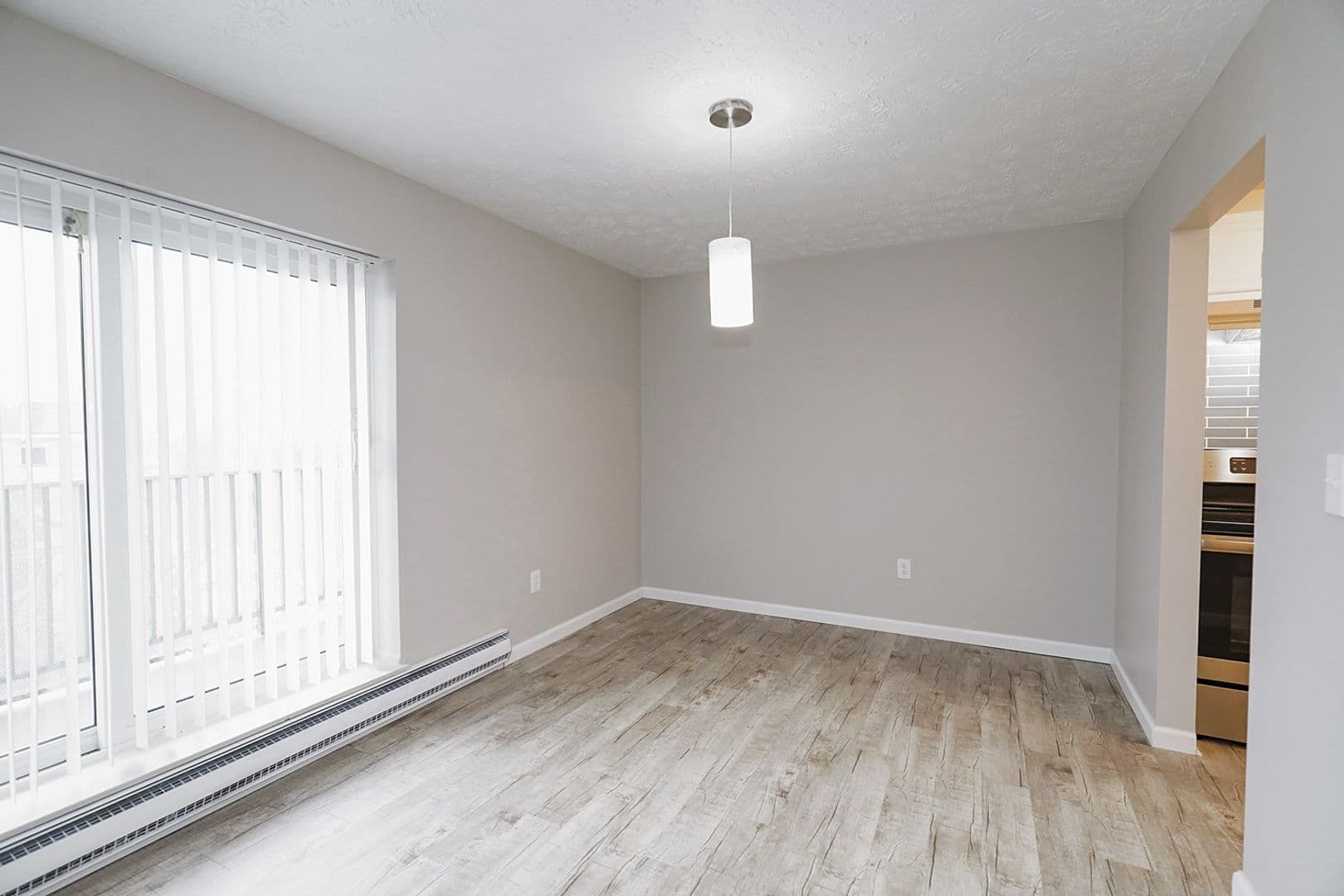 Pittsburgh Apartment: 7 Dorchester Drive