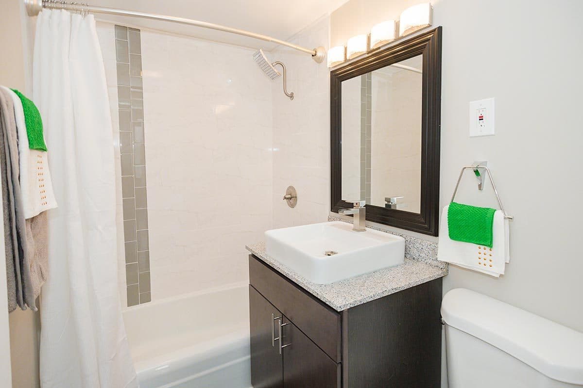 Pittsburgh Apartment: 625 Stanwix Street