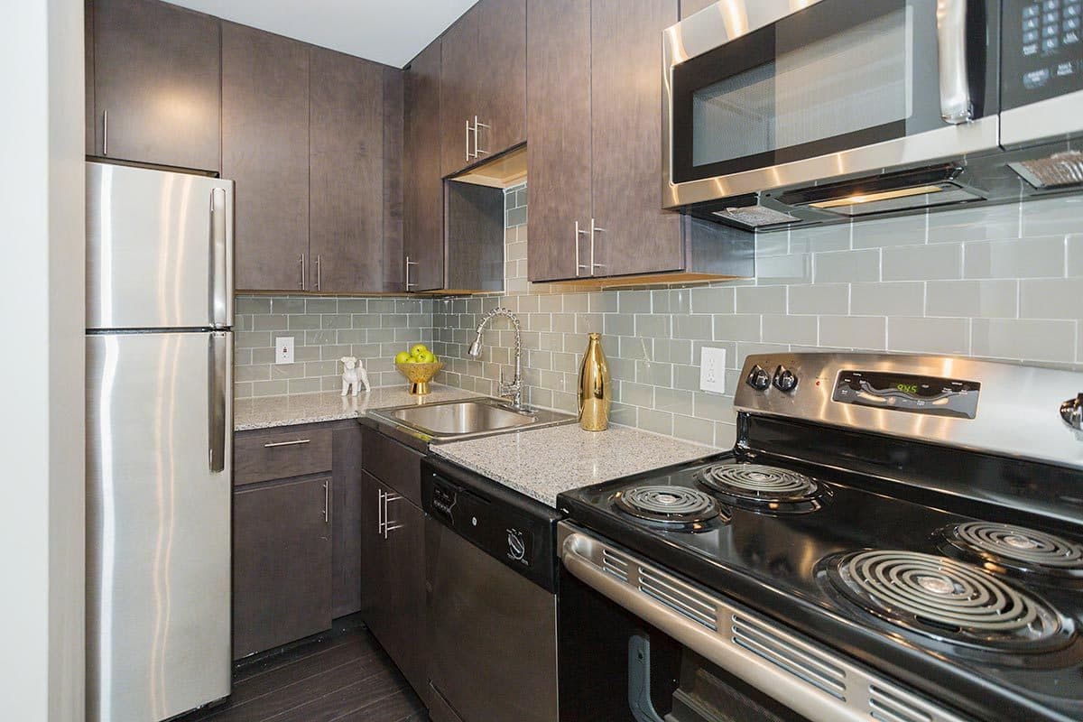 Pittsburgh Apartment: 625 Stanwix Street