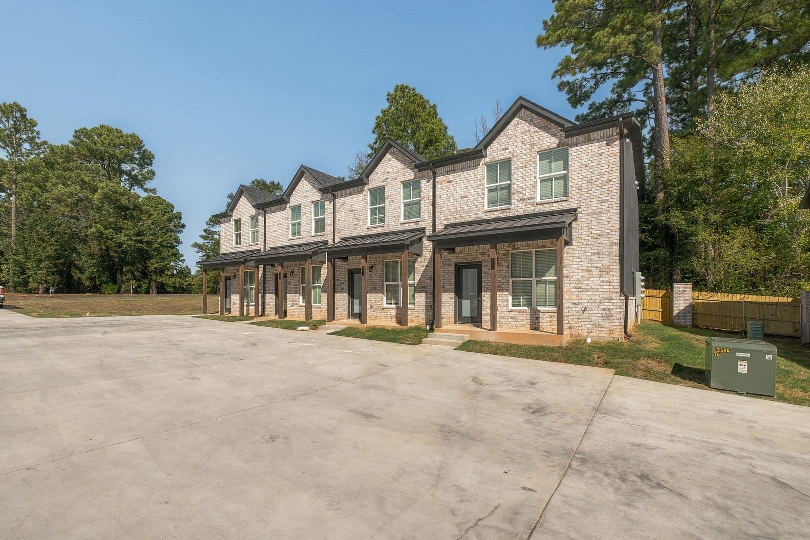 Texarkana Townhome: 0 Lionel Ave