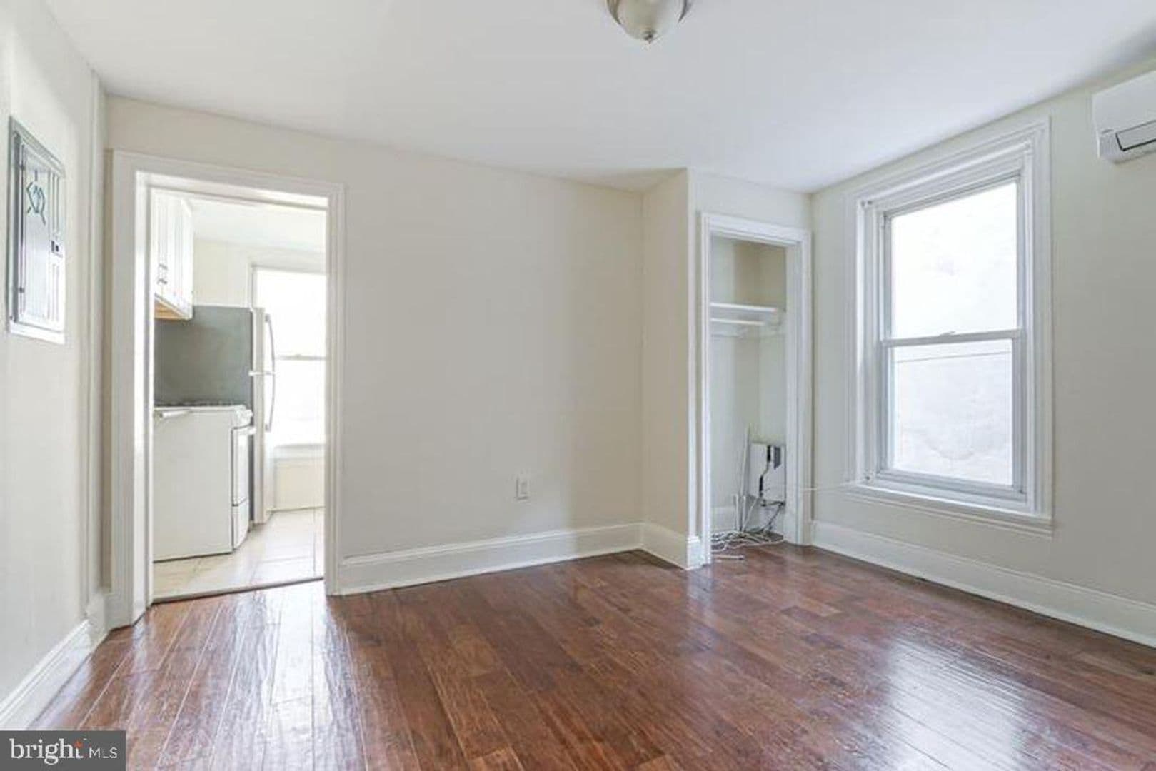 Philadelphia Apartment: 4639 Umbria Street - 2R