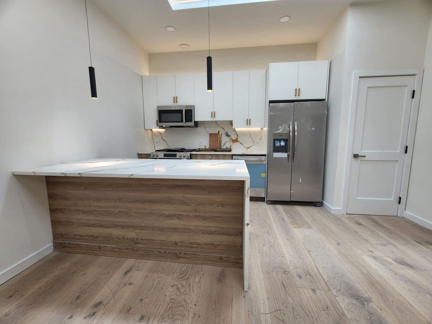 Philadelphia Apartment: 2006 Chestnut Street - 2A