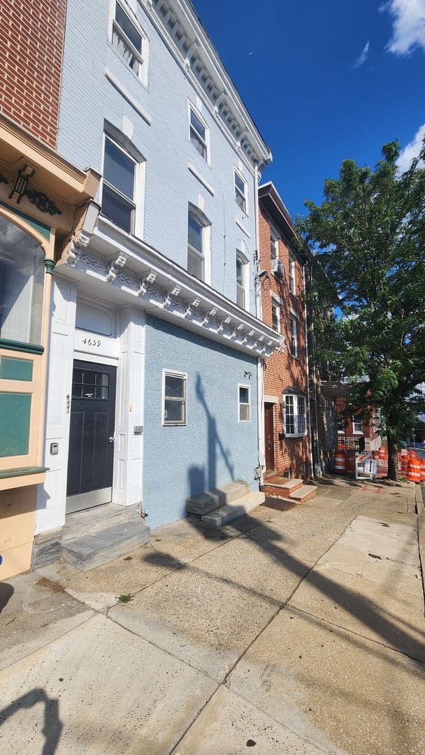 Philadelphia Apartment: 4639 Umbria Street - 2R