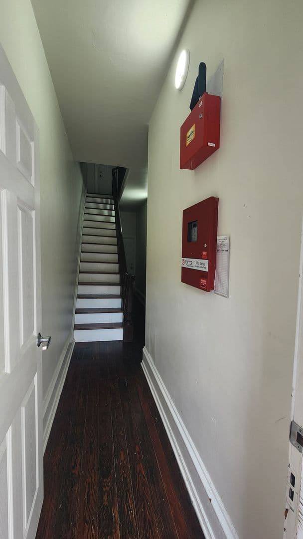 Philadelphia Apartment: 4639 Umbria Street - 2R