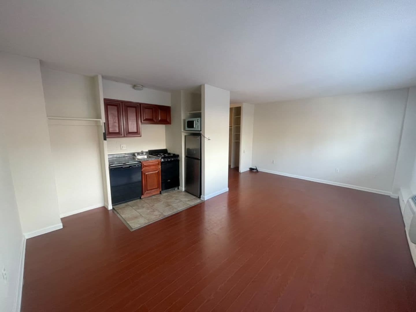 Philadelphia Apartment: 2101 Chestnut St