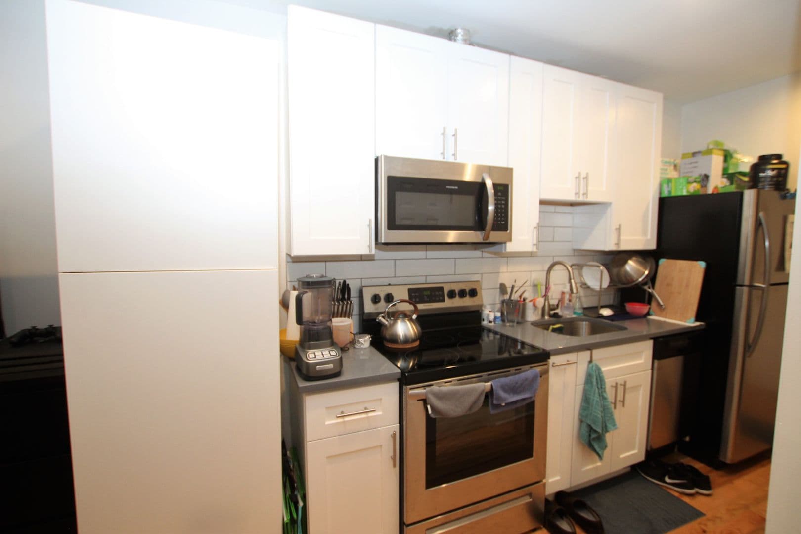 Philadelphia Apartment: 623 South street 2R