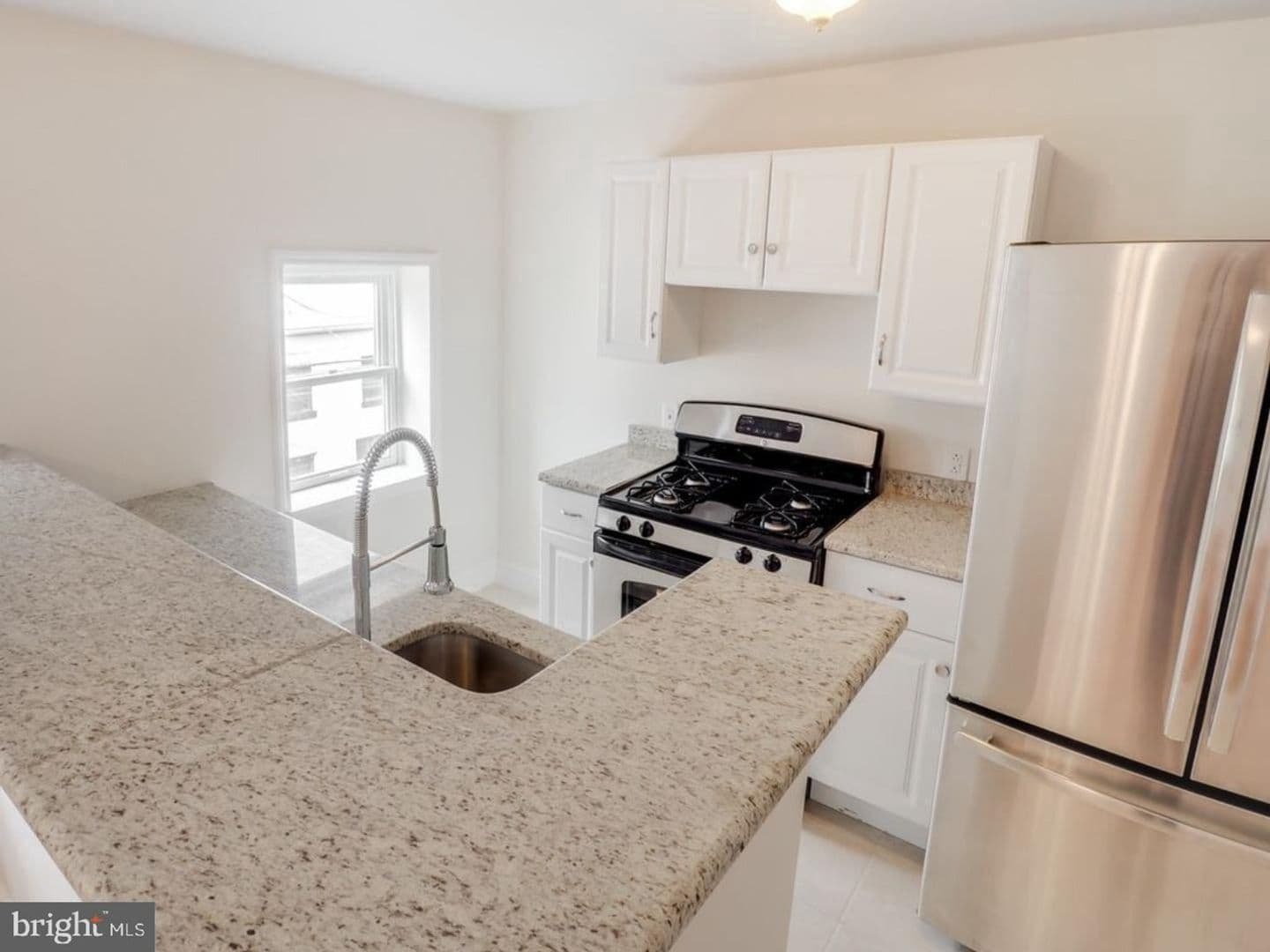 Philadelphia Apartment: 4639 Umbria Street 3F