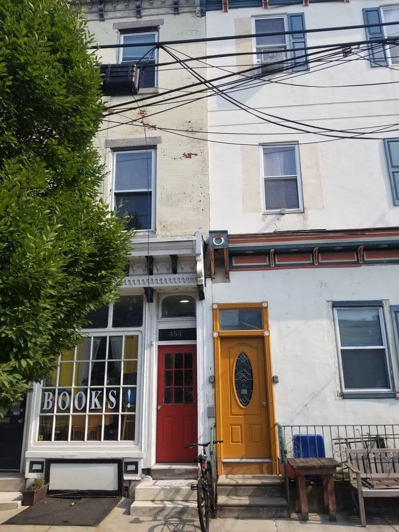 Philadelphia Apartment: 454 East Girard Avenue - 2R