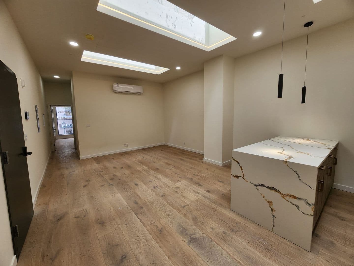 Philadelphia Apartment: 2006 Chestnut Street - 2A