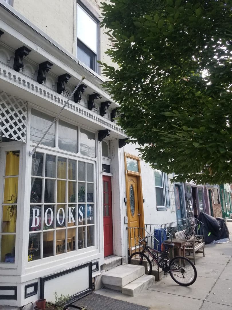 Philadelphia Apartment: 454 East Girard Ave 2F