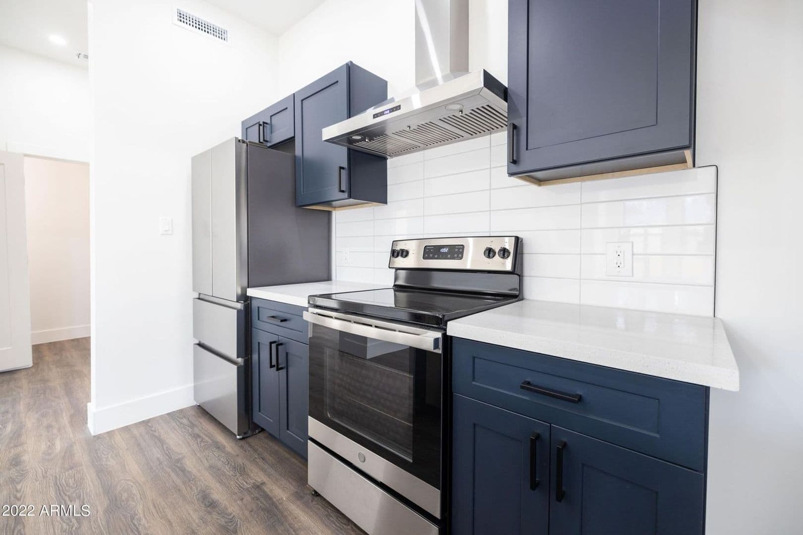 Phoenix Apartment: 326 N. 17th Dr.