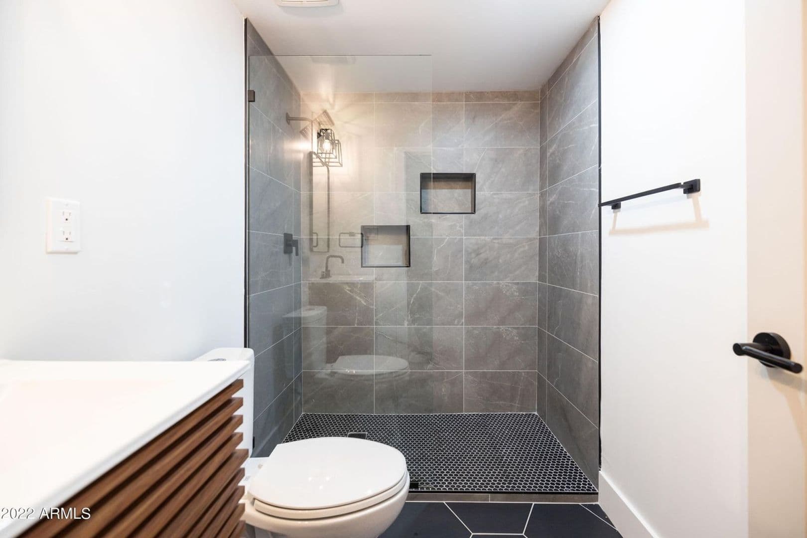 Phoenix Apartment: 326 N. 17th Dr.