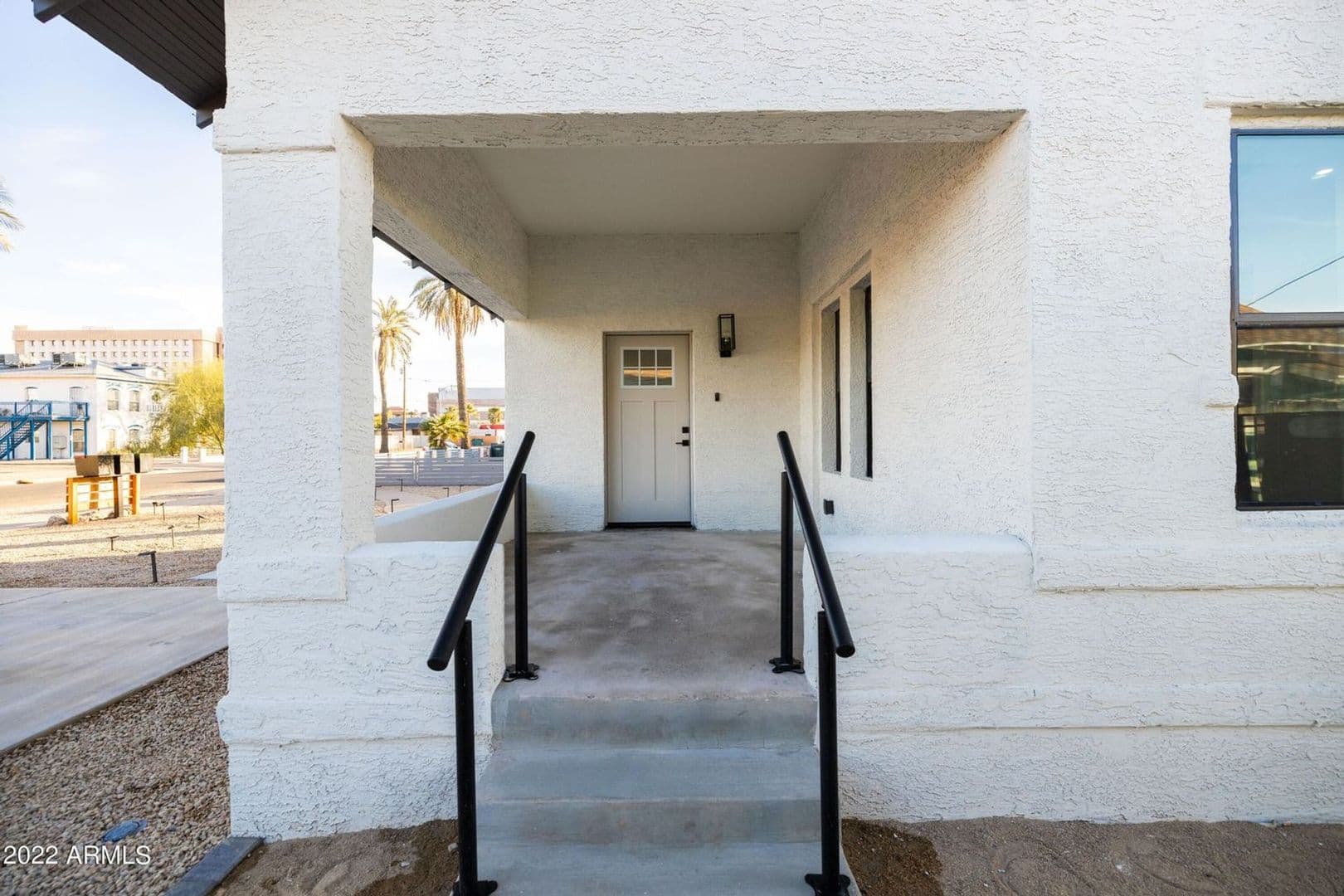 Phoenix Apartment: 326 N. 17th Dr.