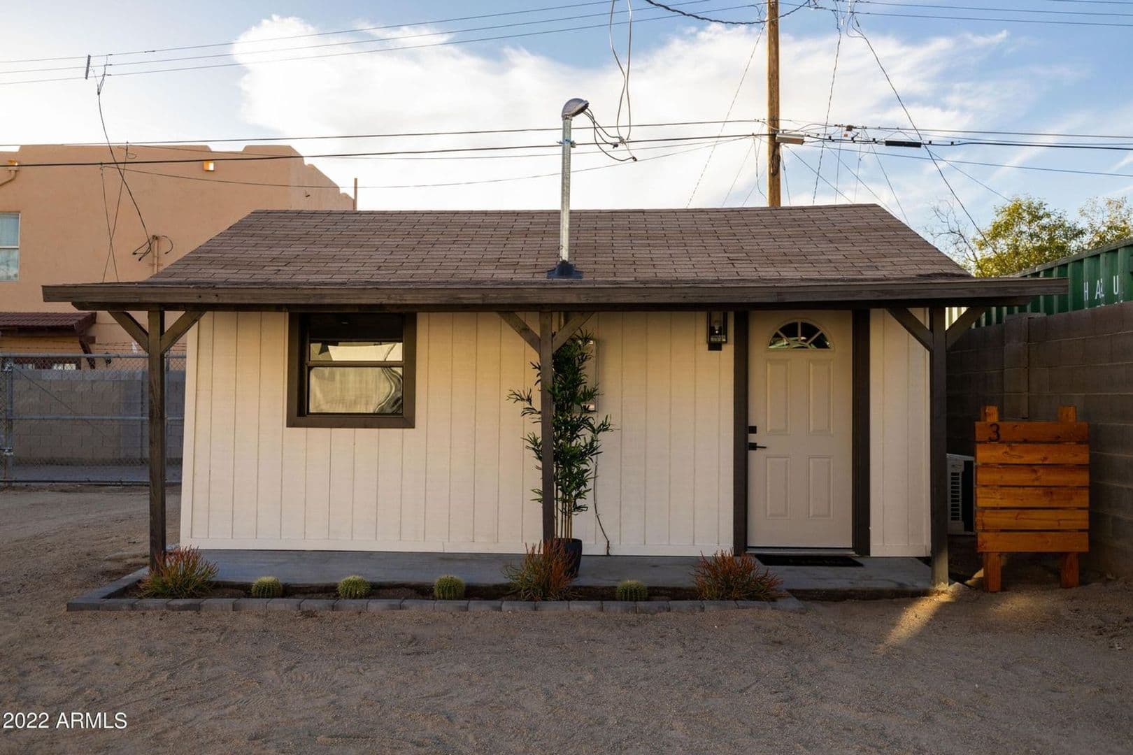 Phoenix Apartment: 326 N. 17th Dr.
