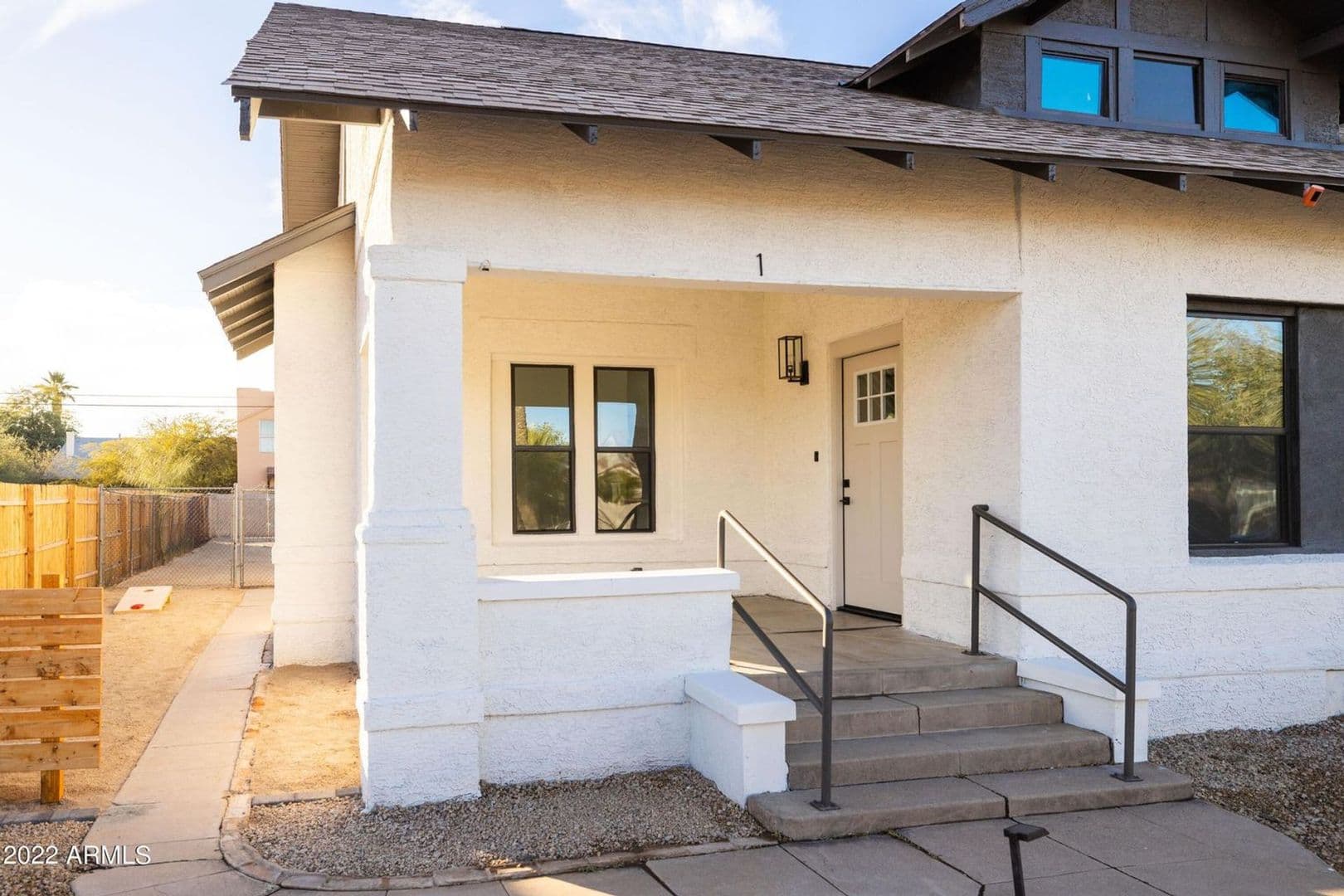 Phoenix Apartment: 326 N. 17th Dr.