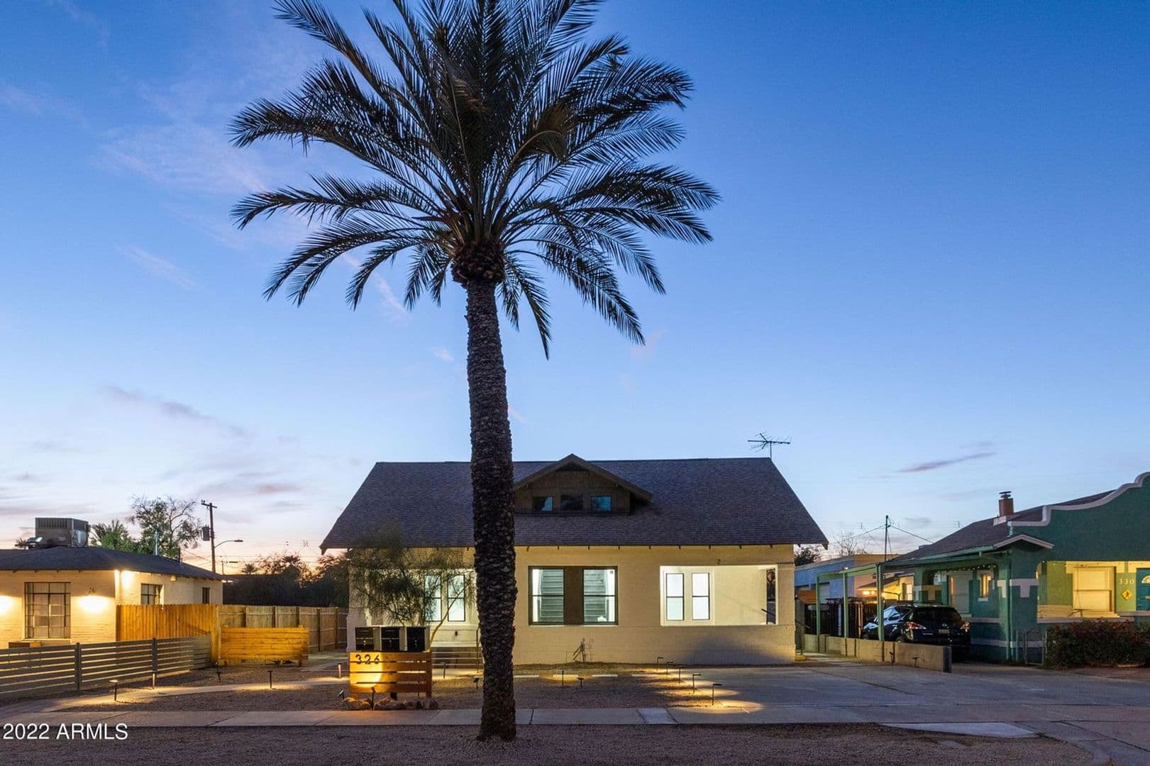 Phoenix Apartment: 326 N. 17th Dr.