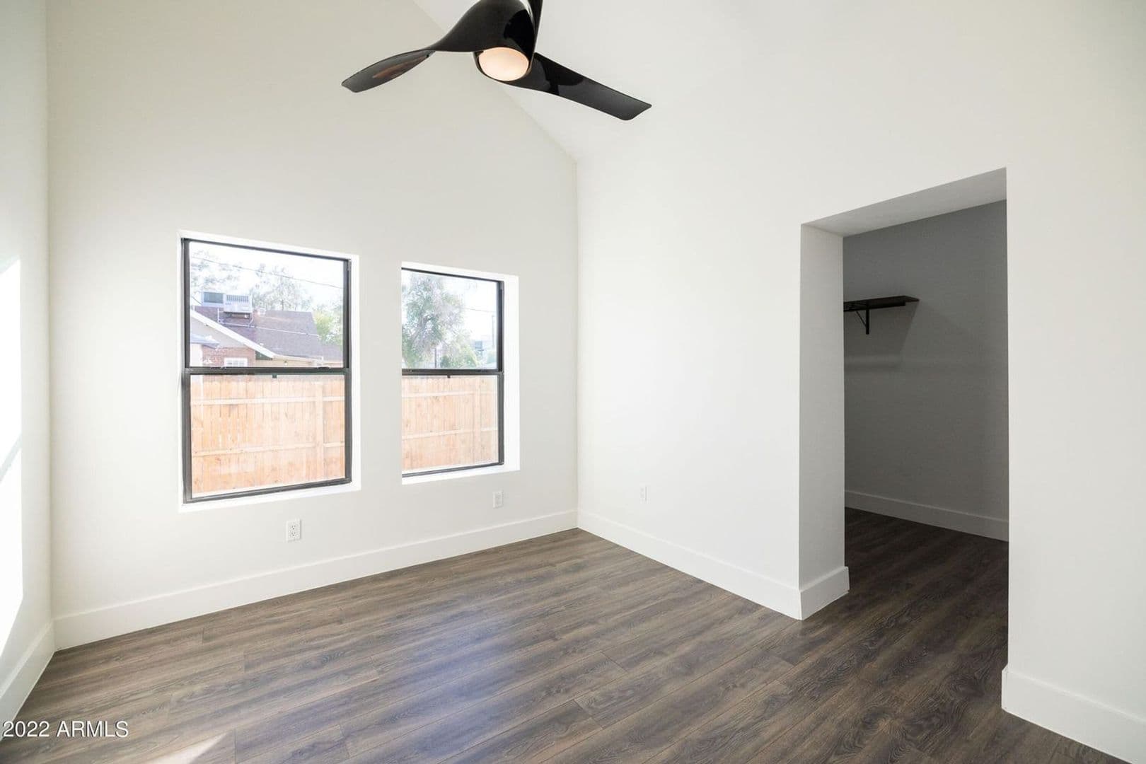 Phoenix Apartment: 326 N. 17th Dr.