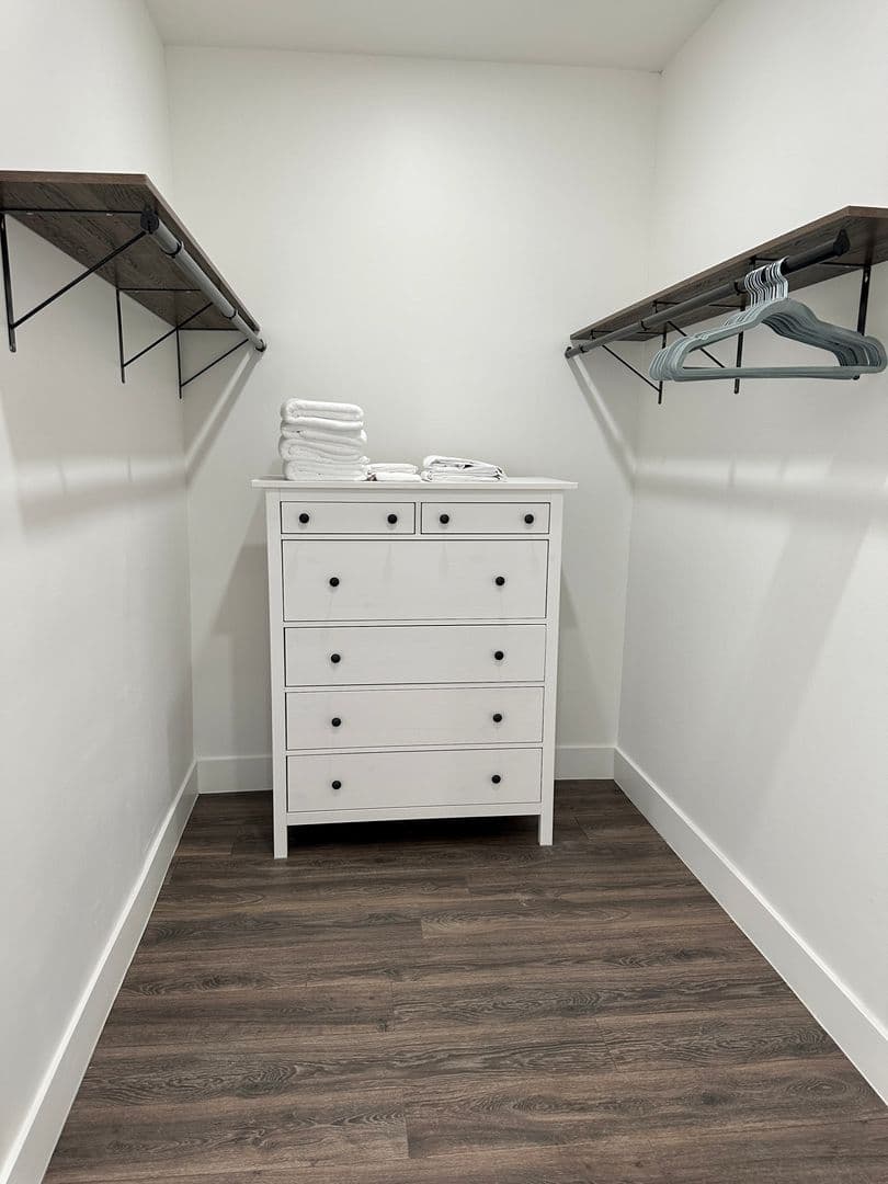 Phoenix Apartment: 326 N. 17th Dr.